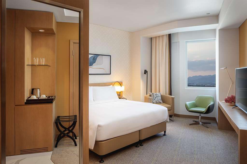 Doubletree By Hilton Fujairah City Room photo