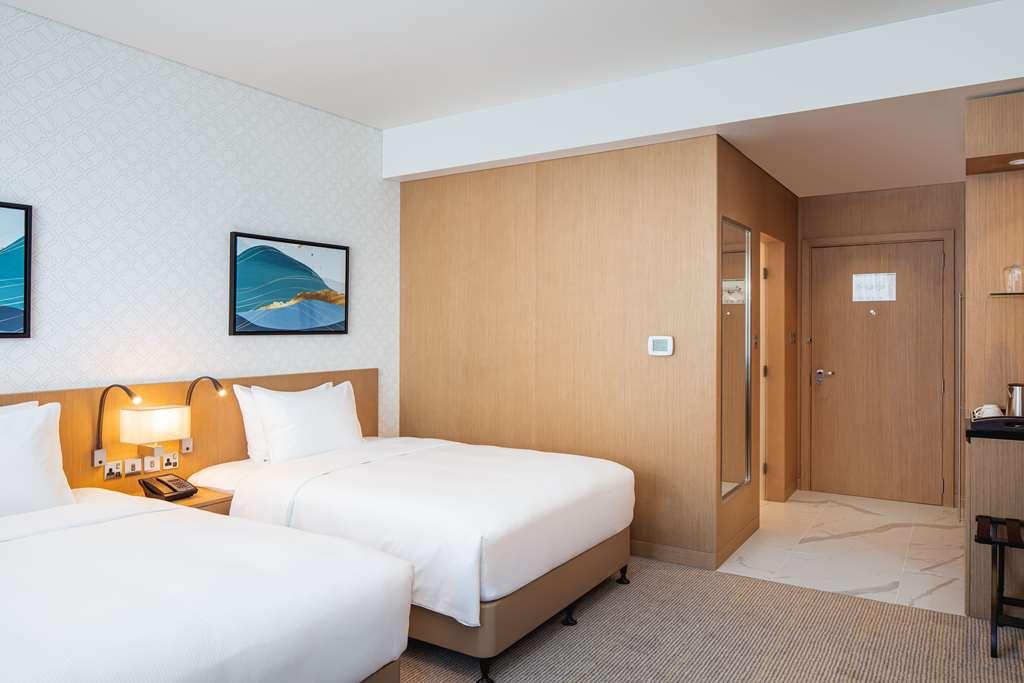 Doubletree By Hilton Fujairah City Room photo