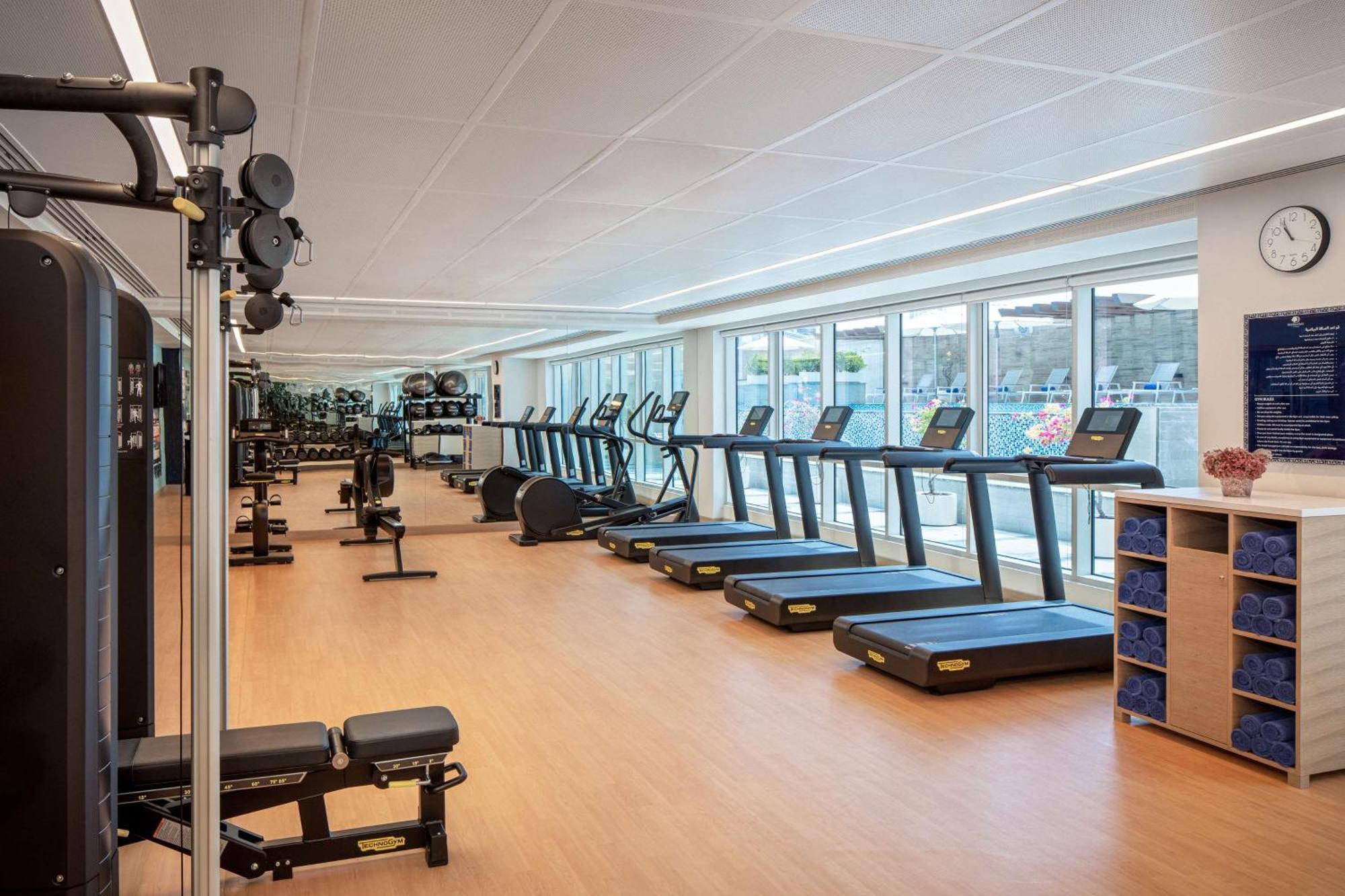 Doubletree By Hilton Fujairah City Exterior photo The gym at the London Business School