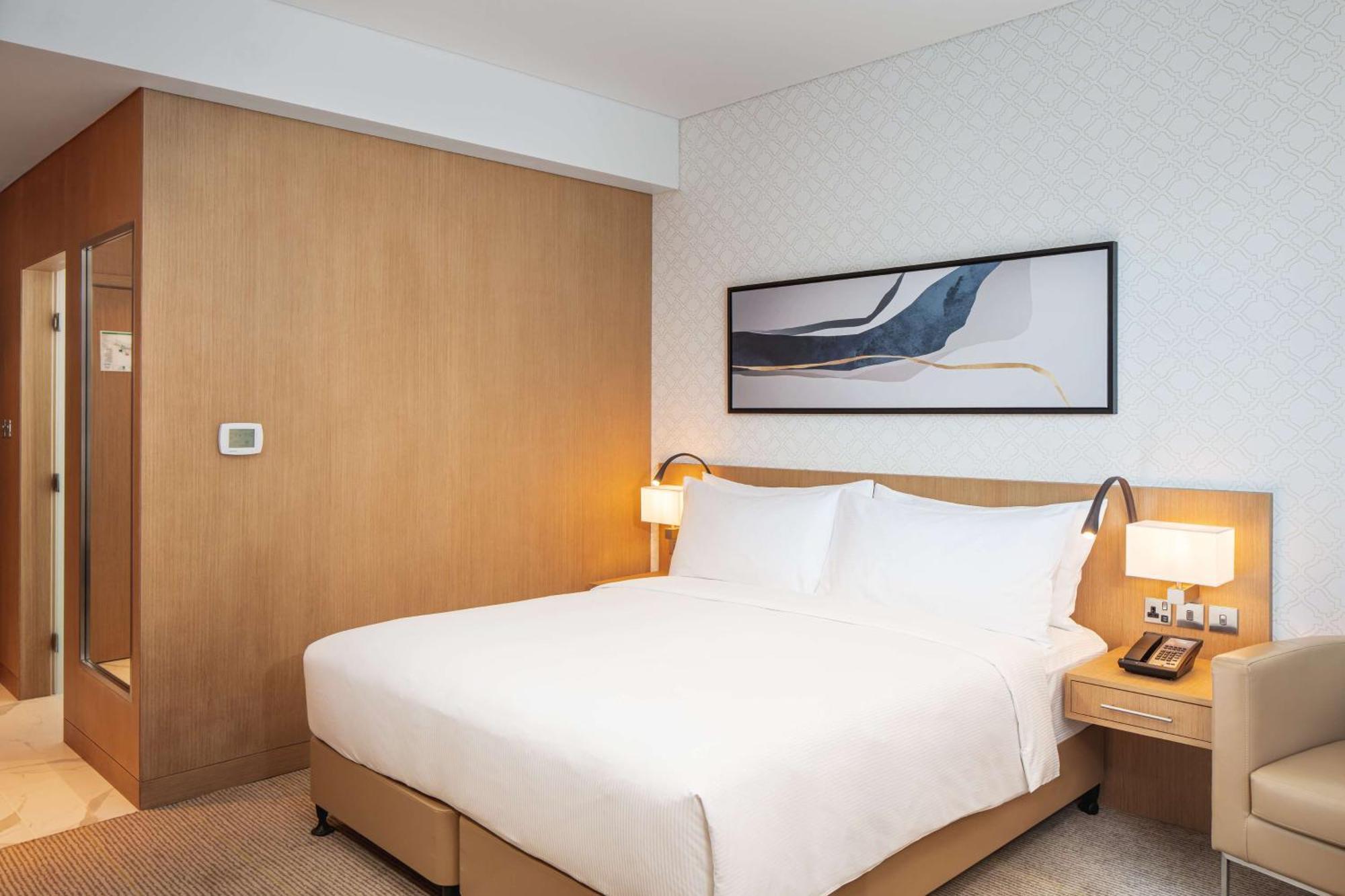 Doubletree By Hilton Fujairah City Exterior photo